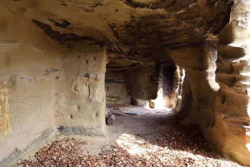 interieur-grotte-grandfey