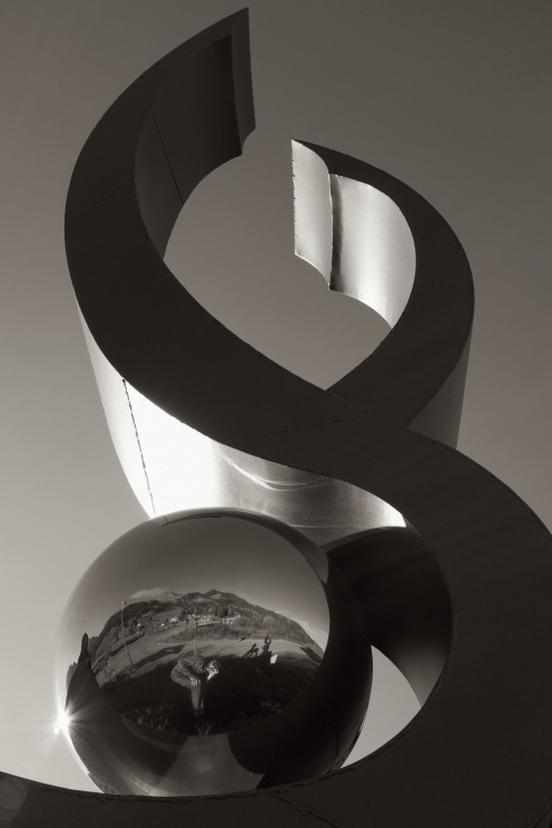 lac-noir-sculpture-sf