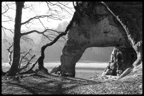 grotte-lac-perolles