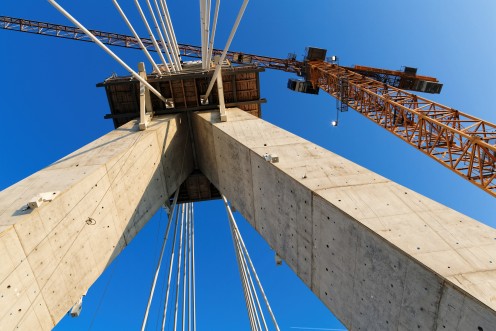 pont-poya-pilier-haubane