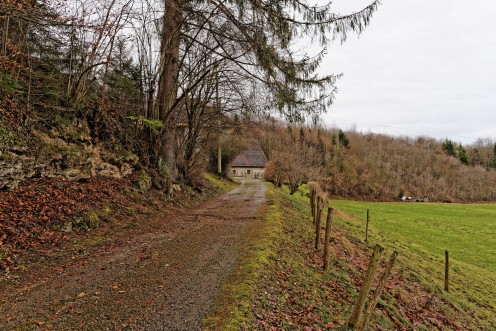 tuffiere-sentier