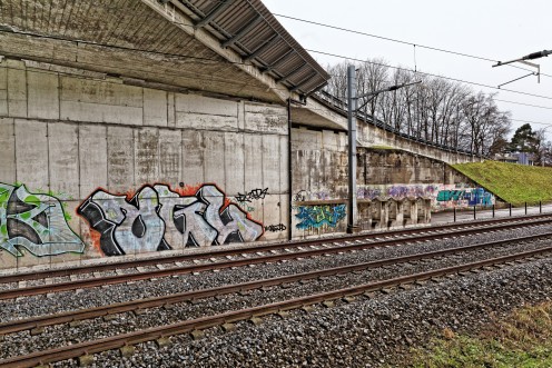 graffitis-pont-cff