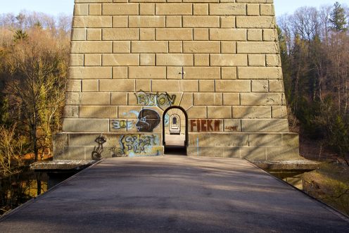 pont-glane-tags